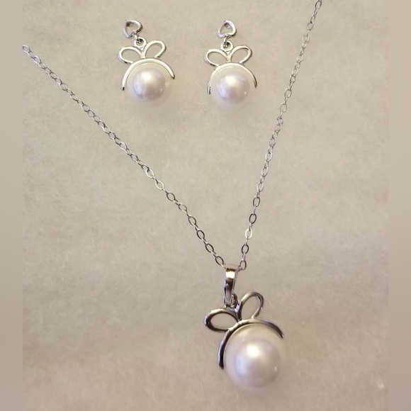 Necklace and Earrings Set - Picture 1 of 1